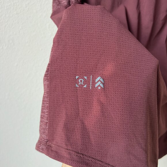 Lululemon x Barry’s Bootcamp Maroon Stronger As One Workout Tee - Picture 5 of 5